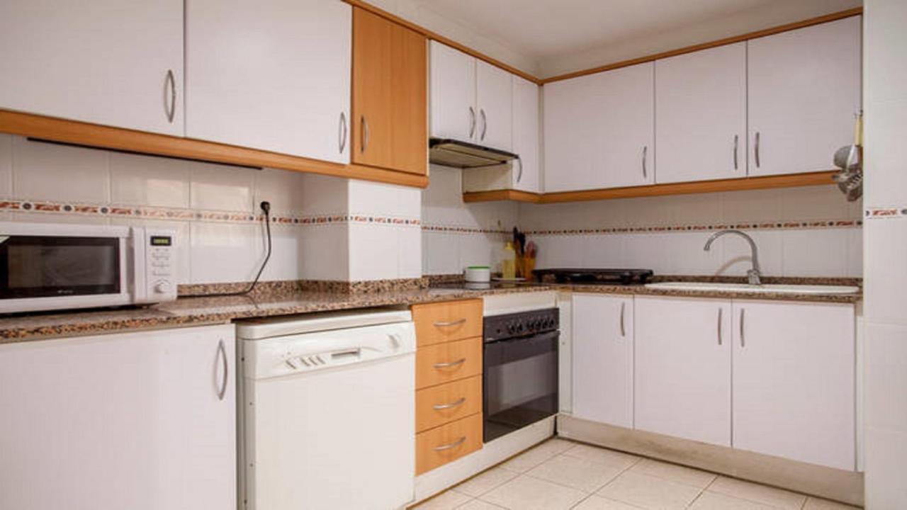 Casa Serra - Paterna - Apartamento Alquila 3 Habitaciones Con Garaje ภายนอก รูปภาพ